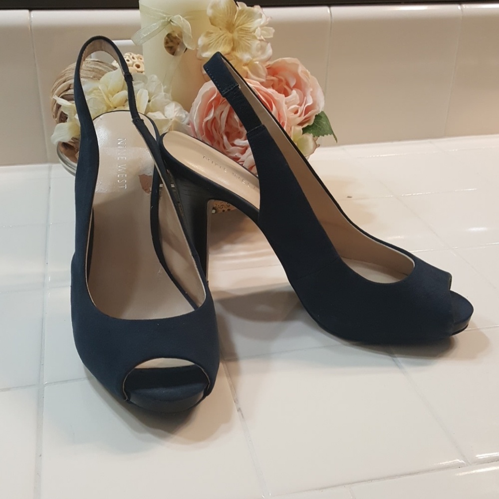 NINE WEST blue suede shoes